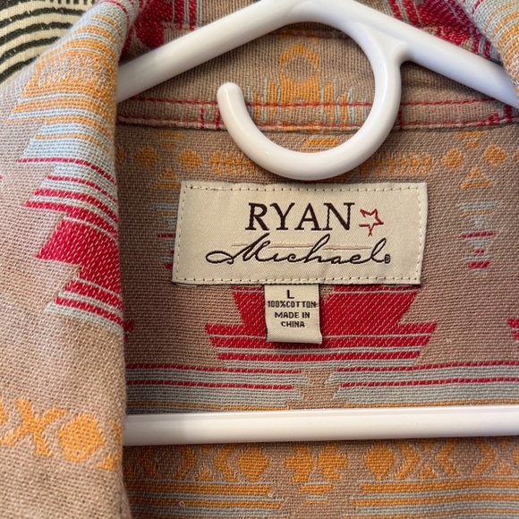 Ryan Michael Western Shirt with Red and Tan Pattern - Picture 2 of 4